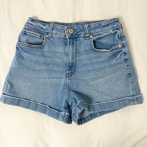 🌼American Eagle🌼Mom Shorts, High-Waisted Denim